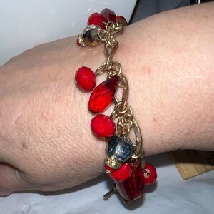 Vintage MCM Gold Tone And‎ Red Faceted Bead Toggle Charm Bracelet